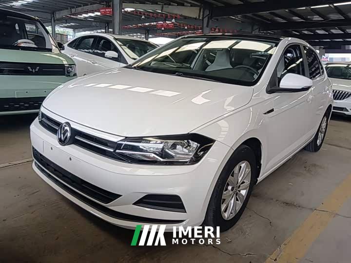 Volkswagen Polo Plus 1.5L Automatic Colorful Tech Edition