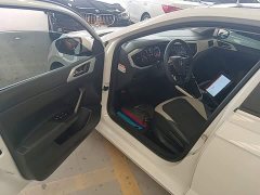 Volkswagen Polo 2019 Plus 1.5L Automatic Colorful Tech Edition - ფოტო 16