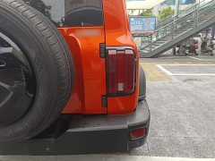 Tank 300 Off-Road Edition 2.0T Challenger - ფოტო 8