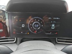 Hyundai Elantra 1.5L CVT Luxury - ფოტო 12