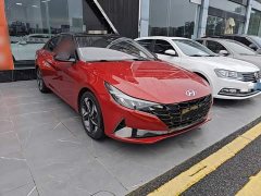 Hyundai Elantra 1.5L CVT Luxury - ფოტო 4