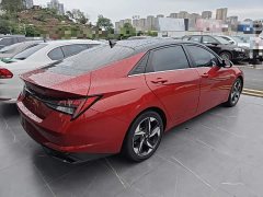 Hyundai Elantra 1.5L CVT Luxury - ფოტო 7