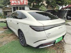 BYD Seal Glory Edition DM-i 1.5L 121km Luxury - ფოტო 5