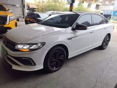 Volkswagen Bora Facelift 200TSI DSG Comfort Navigation Edition - ფოტო 2
