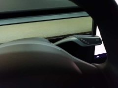 Tesla Model Y Rear-Wheel Drive - ფოტო 14