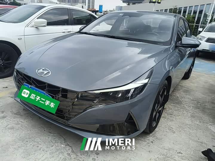 Hyundai Elantra 240TGDi DCT LUX Luxury Edition