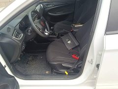 SAIC MG i5 2020 1.5L Manual 4G Connected Deluxe Edition - ფოტო 11