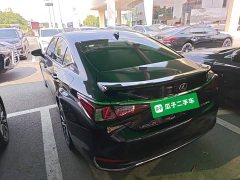 Lexus ES 2022 300h Excellence Edition - ფოტო 5