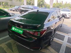 Lexus ES 2022 300h Excellence Edition - ფოტო 7