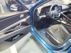 Hyundai Elantra 1.5L CVT Luxury - ფოტო 16