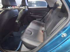 Hyundai Elantra 1.5L CVT Luxury - ფოტო 17