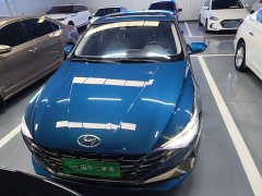 Hyundai Elantra 1.5L CVT Luxury - ფოტო 3