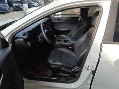 SAIC MG i5 2023 1.5L CVT Luxury - ფოტო 16