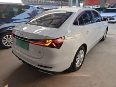 SAIC MG i5 2023 1.5L CVT Luxury - ფოტო 7