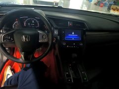 Honda Civic 2021 Hatchback 220 Turbo CVT Trendy Control - ფოტო 10