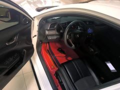 Honda Civic 2021 Hatchback 220 Turbo CVT Trendy Control - ფოტო 16