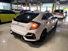 Honda Civic 2021 Hatchback 220 Turbo CVT Trendy Control - ფოტო 7