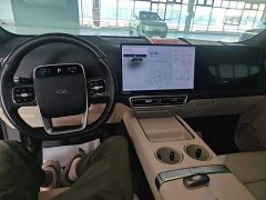 Li Auto L7 Pro - ფოტო 10