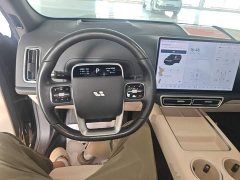 Li Auto L7 Pro - ფოტო 11
