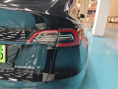 Tesla Model Y Rear-Wheel Drive - ფოტო 8