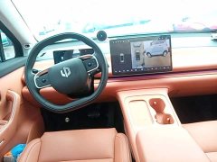 Leapmotor C10 530 Smart Comfort Edition - ფოტო 11