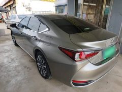Lexus ES 2022 200 Luxury - ფოტო 5