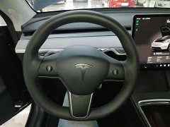 Tesla Model Y Rear-Wheel Drive - ფოტო 11