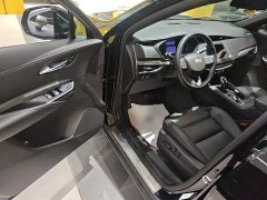 Cadillac XT4 28T FWD Luxury - ფოტო 16