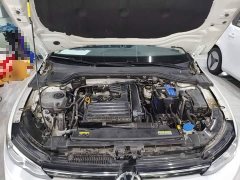 Volkswagen Golf 200TSI DSG - ფოტო 17