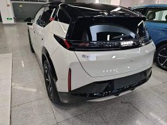 Zeekr Geely Zeekr X Five-Seat Rear-Wheel Drive - ფოტო 5