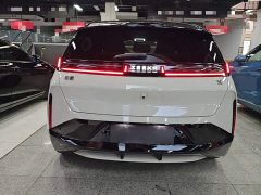 Zeekr Geely Zeekr X Five-Seat Rear-Wheel Drive - ფოტო 6