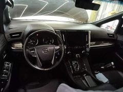 Toyota Vellfire Crown Hybrid 2.5L HV Premium Edition - ფოტო 10