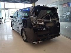 Toyota Vellfire Crown Hybrid 2.5L HV Premium Edition - ფოტო 5