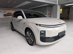 Li Auto L6 Pro - ფოტო 4