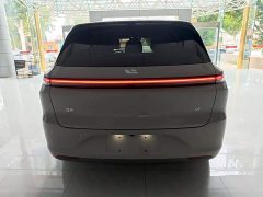 Li Auto L6 Pro - ფოტო 6