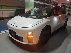 Li Auto i6 Two-Wheel Drive Standard - ფოტო 2