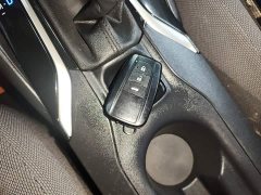 Toyota Corolla 1.8L CVT Luxury - ფოტო 9