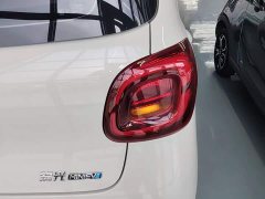Wuling Hongguang MINIEV Fourth Generation Four-Door Advanced Edition - ფოტო 8