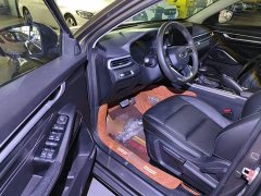 Geely Emgrand 4th Generation 1.5L CVT Luxury - ფოტო 16