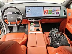 Li Auto L7 Pro - ფოტო 10