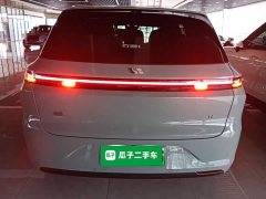 Li Auto L6 Max Smart Refresh Edition - ფოტო 6