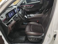 Chery Tiggo 8 PRO Champion Edition 390T Two-Wheel Drive Peak Edition 5-Seater - ფოტო 15