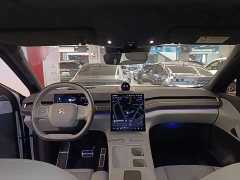 NIO ES8 2023 75kWh - ფოტო 10