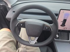 Tesla Model Y Long Range All-Wheel Drive Launch Edition - ფოტო 11