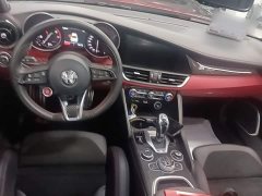 Alfa Romeo Giulia 2021 2.0T 280HP Veloce Ti Sport Edition - ფოტო 10