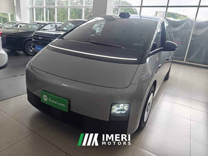 Li Auto Li Xiang MEGA Ultra - ავტომობილი ჩინეთიდან