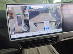 Li Auto Li Xiang MEGA Ultra - ფოტო 13