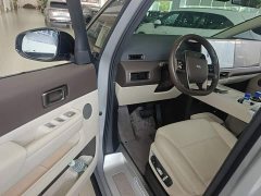 Li Auto Li Xiang MEGA Ultra - ფოტო 16