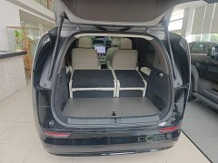 Li Auto Li Xiang MEGA Ultra - ფოტო 19