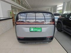 Li Auto Li Xiang MEGA Ultra - ფოტო 6